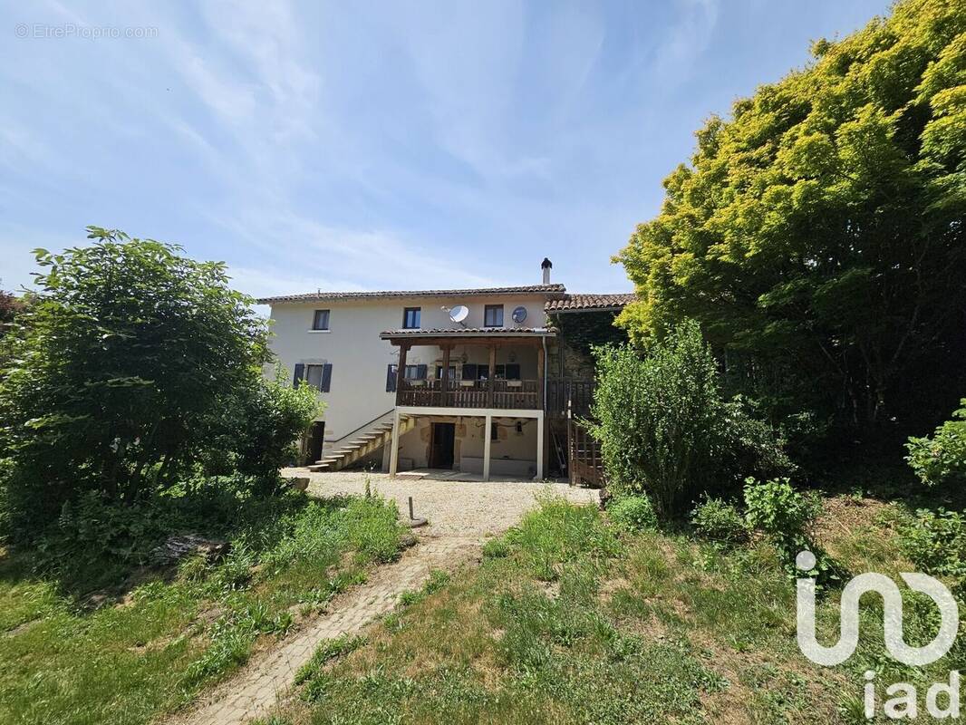 Photo 1 - Maison à LATRONQUIERE