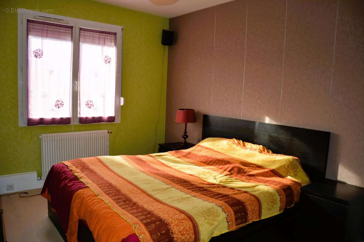 Photo 4 - Commerce à SOTTEVILLE-LES-ROUEN