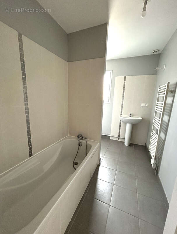 Maison à BOURGOIN-JALLIEU