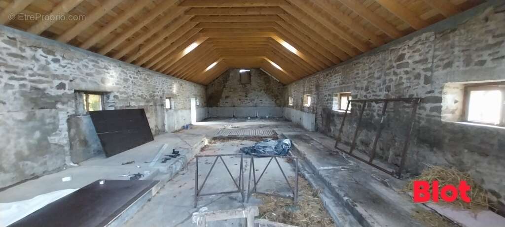 Maison à SAINT-RENAN