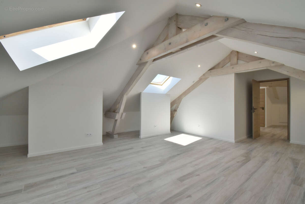 Maison à SAINT-AGNIN-SUR-BION