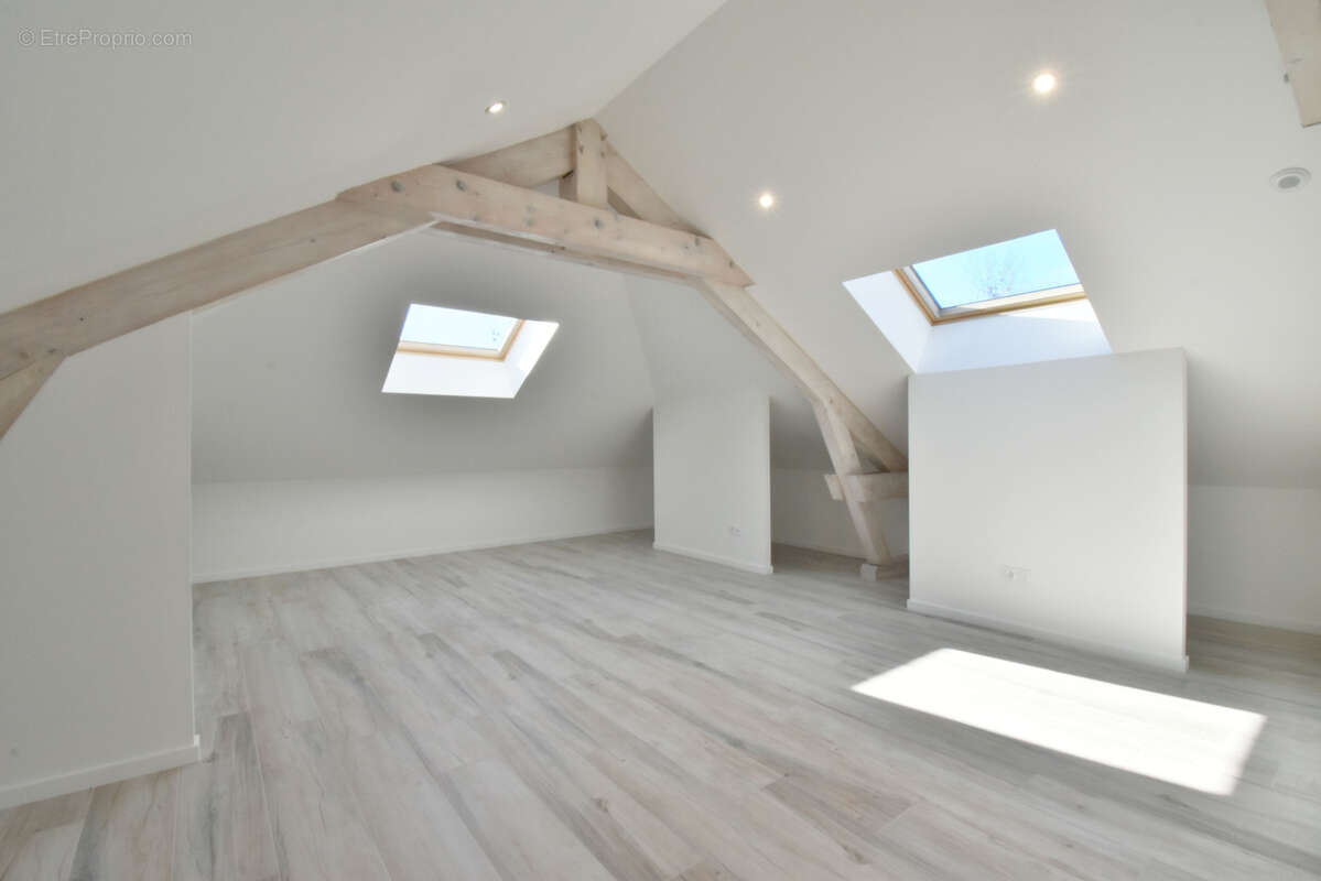 Maison à SAINT-AGNIN-SUR-BION