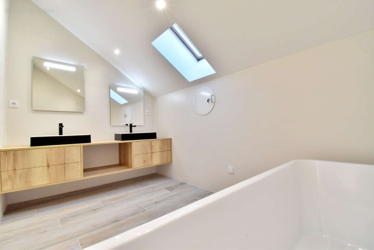 Maison à SAINT-AGNIN-SUR-BION