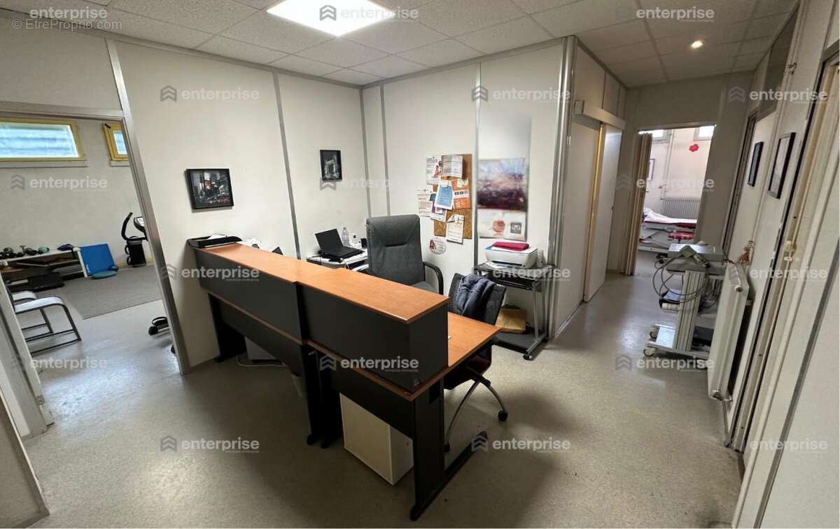 Commerce à GOUVIEUX