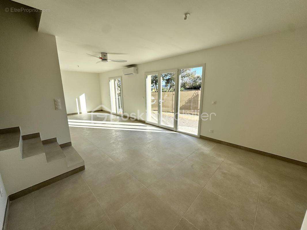 Maison à LA FARLEDE