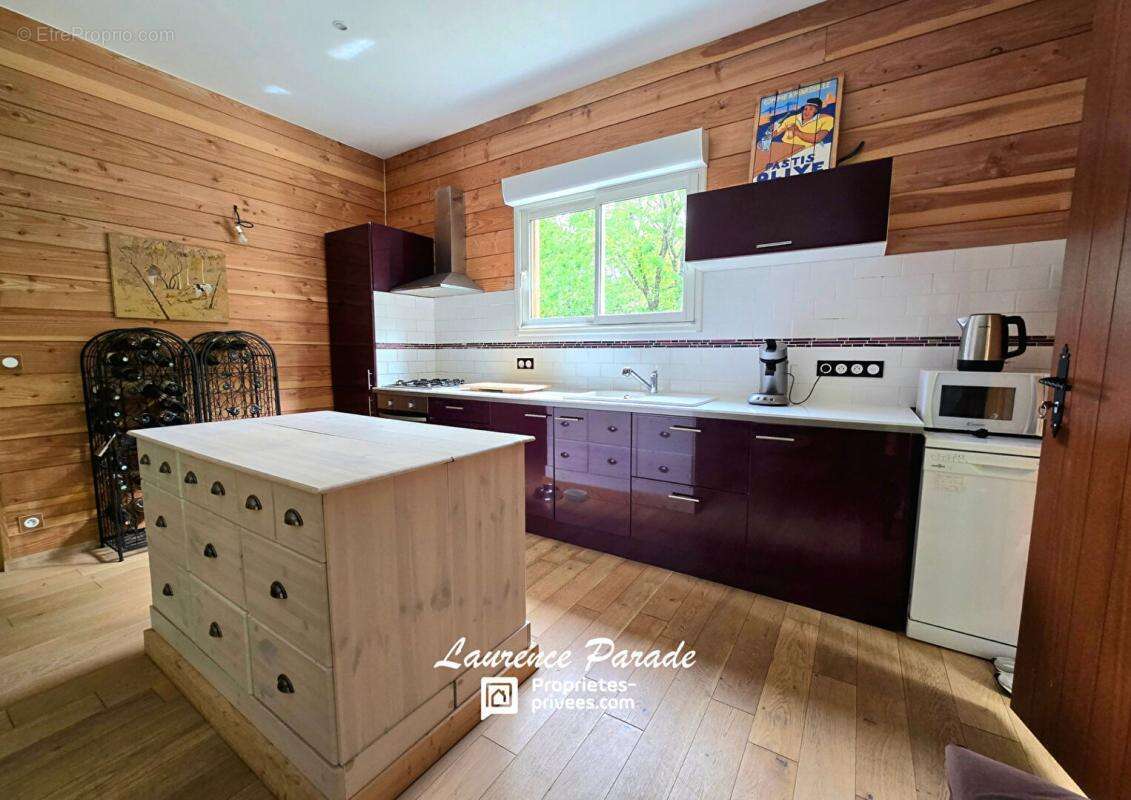 Maison à VENDAYS-MONTALIVET