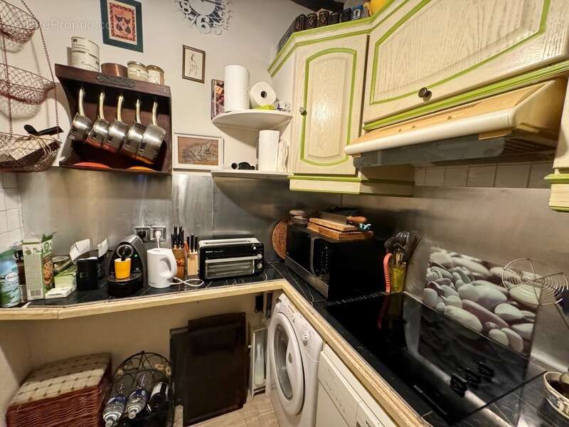 Appartement à PARIS-3E