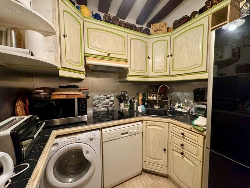 Appartement à PARIS-3E