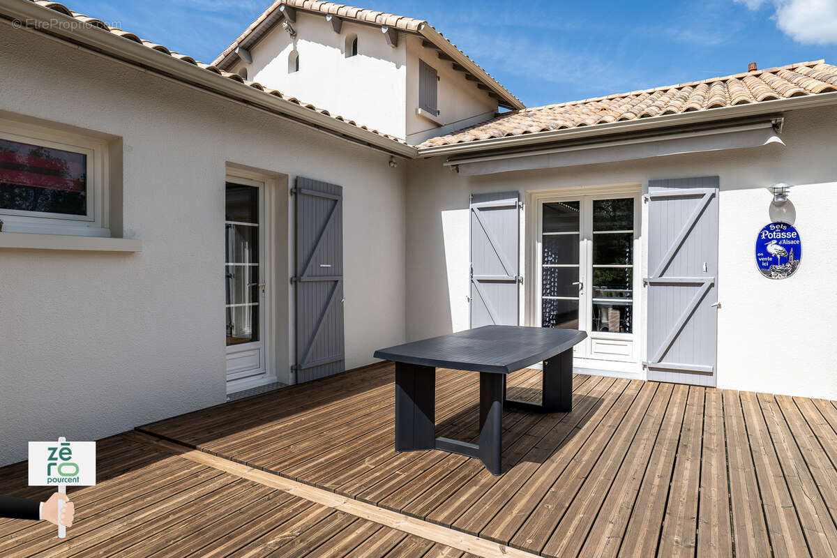 Maison à LES CLOUZEAUX