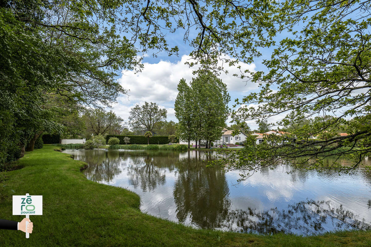 Maison à LES CLOUZEAUX