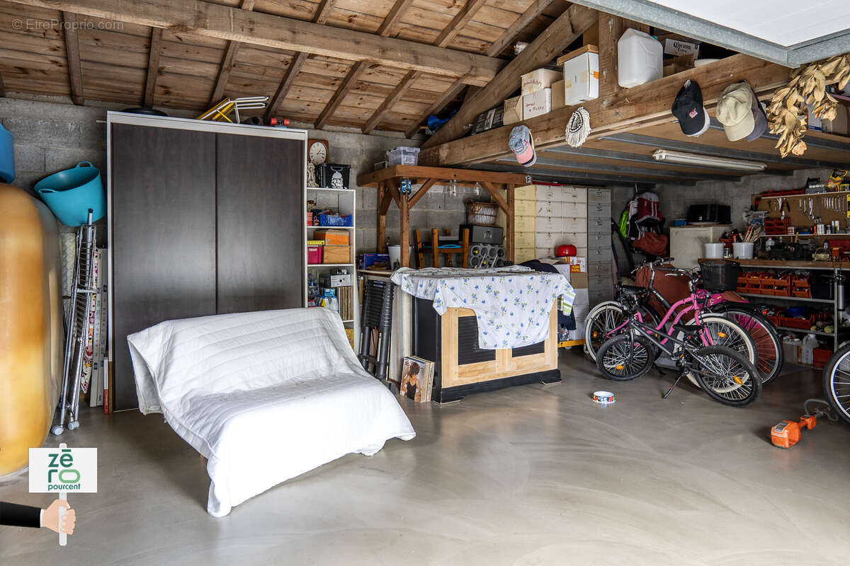 Maison à LES CLOUZEAUX