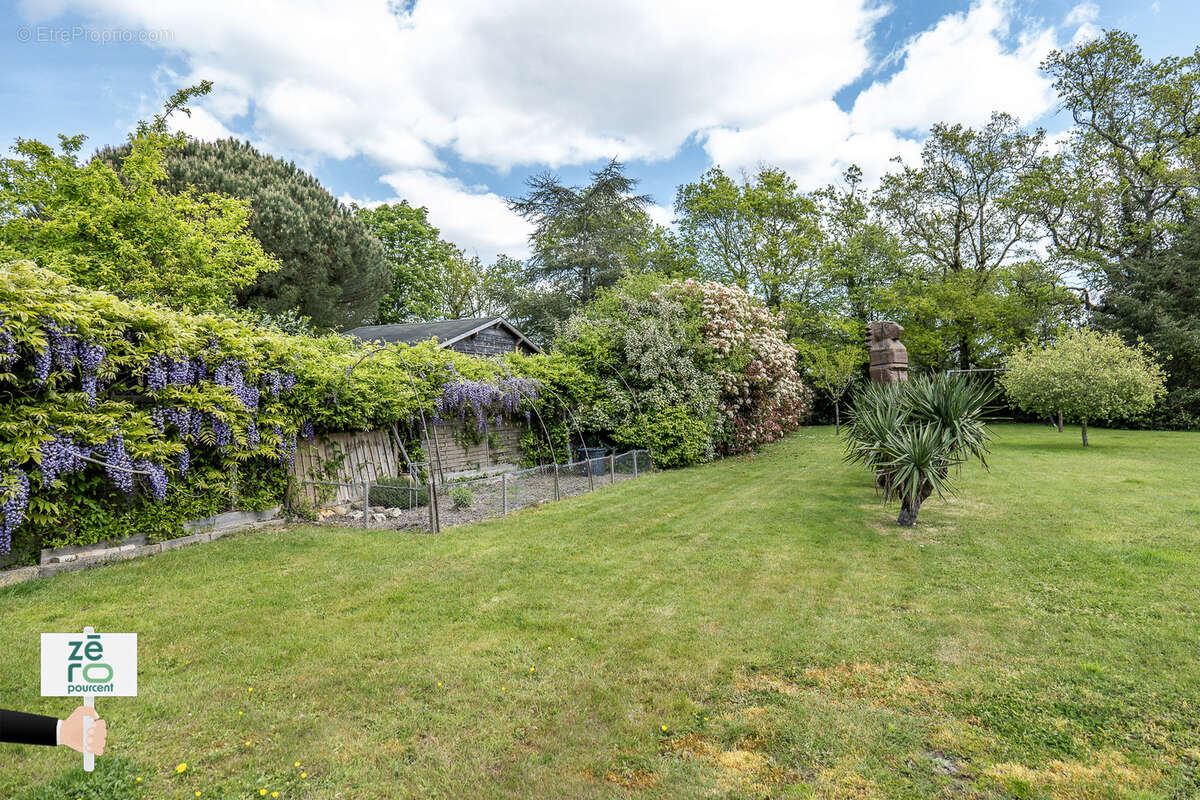 Maison à LES CLOUZEAUX