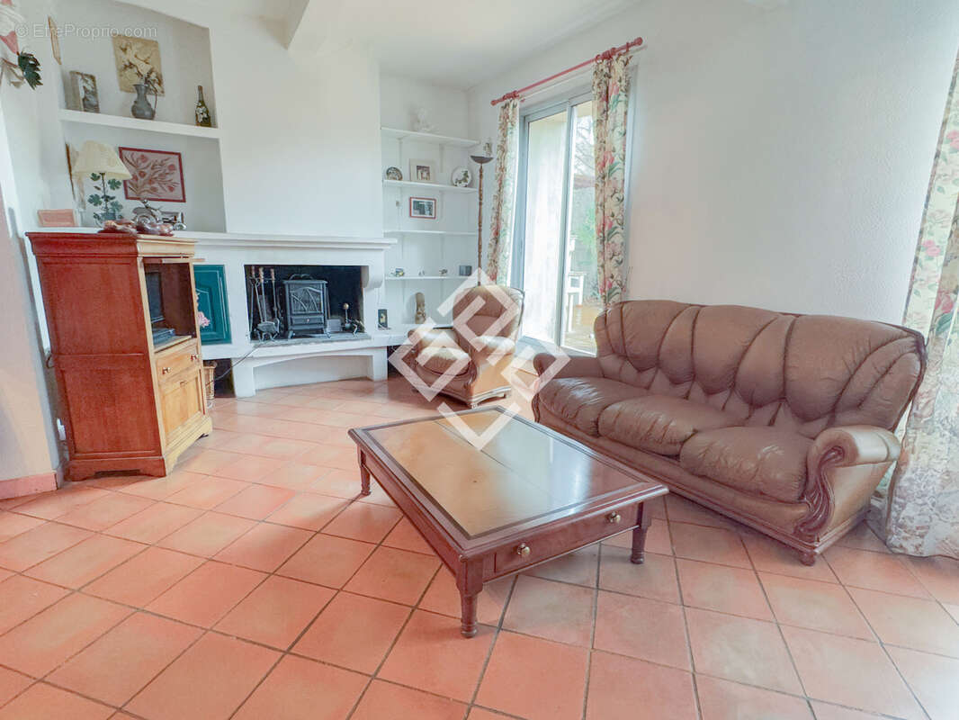 Maison à LEZIGNAN-CORBIERES