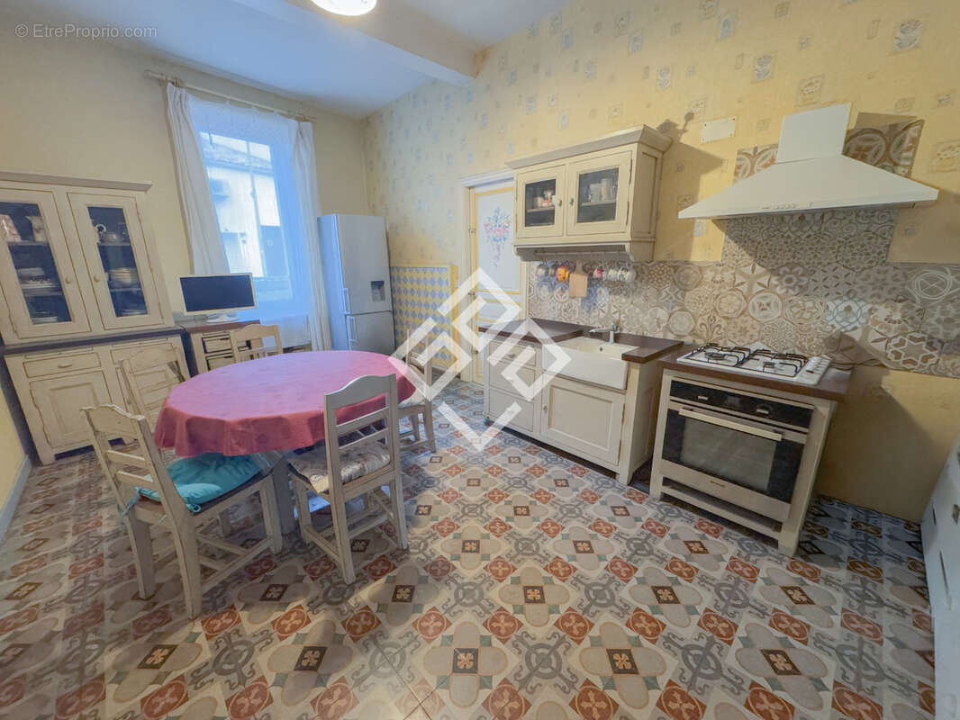 Maison à LEZIGNAN-CORBIERES