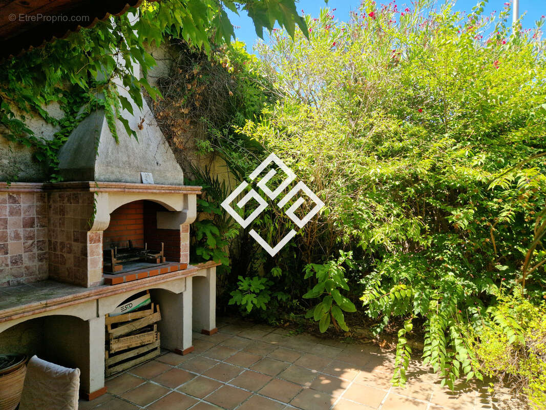 Maison à LEZIGNAN-CORBIERES