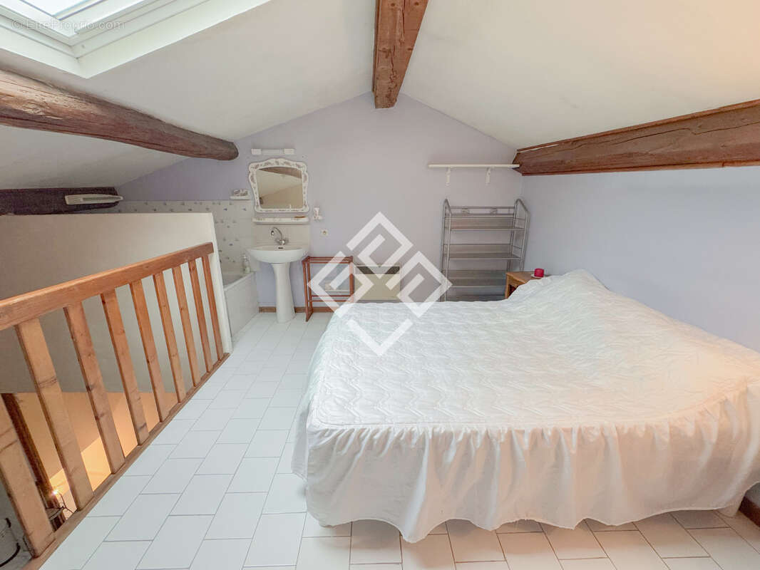 Maison à LEZIGNAN-CORBIERES