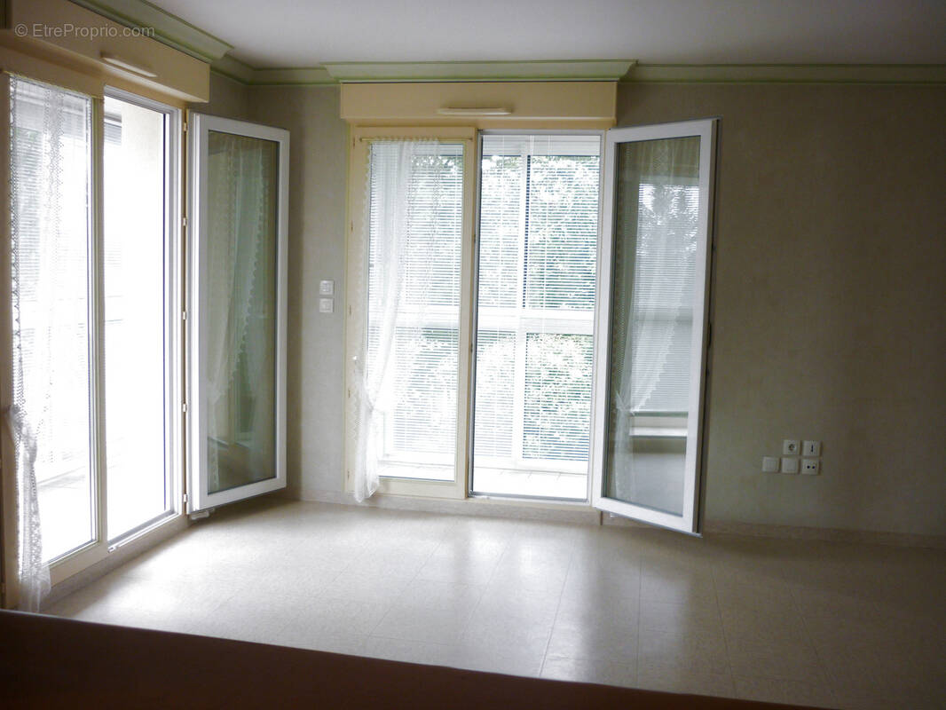 Appartement à JANZE