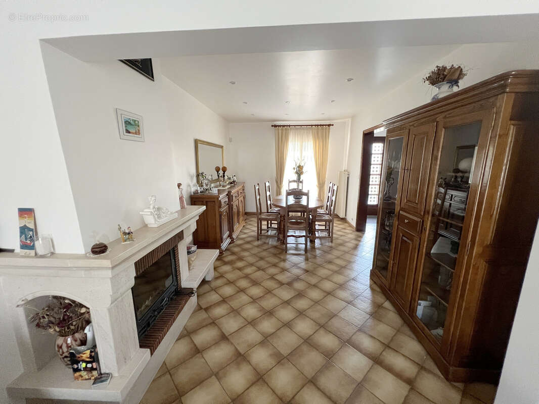 Maison à PONTAULT-COMBAULT