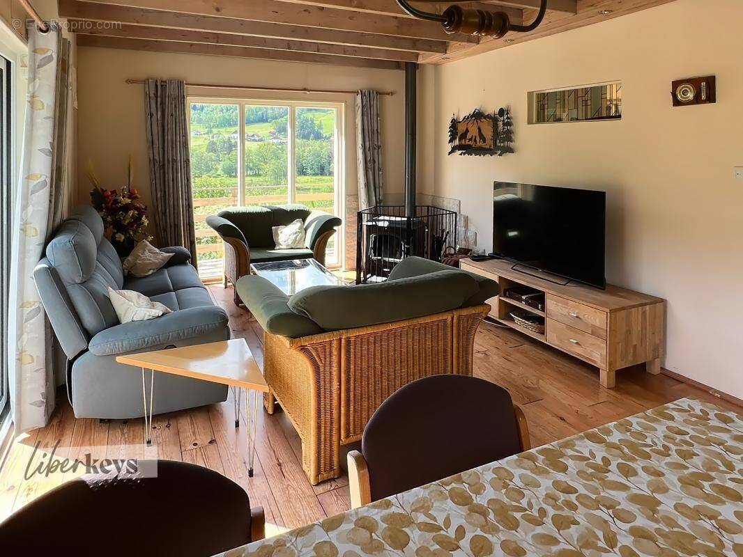 Maison à LE SYNDICAT