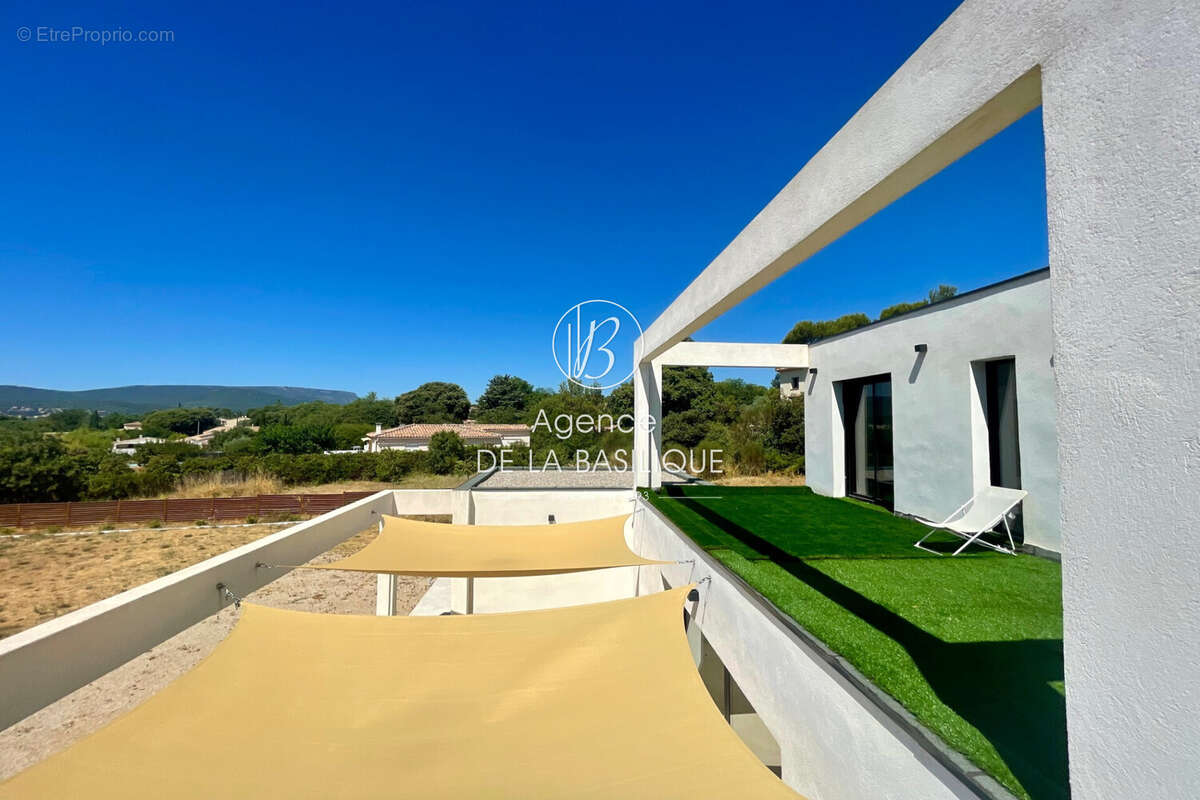 Maison à SAINT-MAXIMIN-LA-SAINTE-BAUME