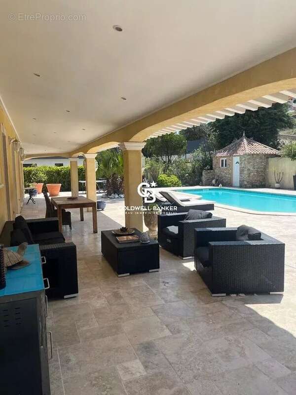 Maison à LES ADRETS-DE-L&#039;ESTEREL