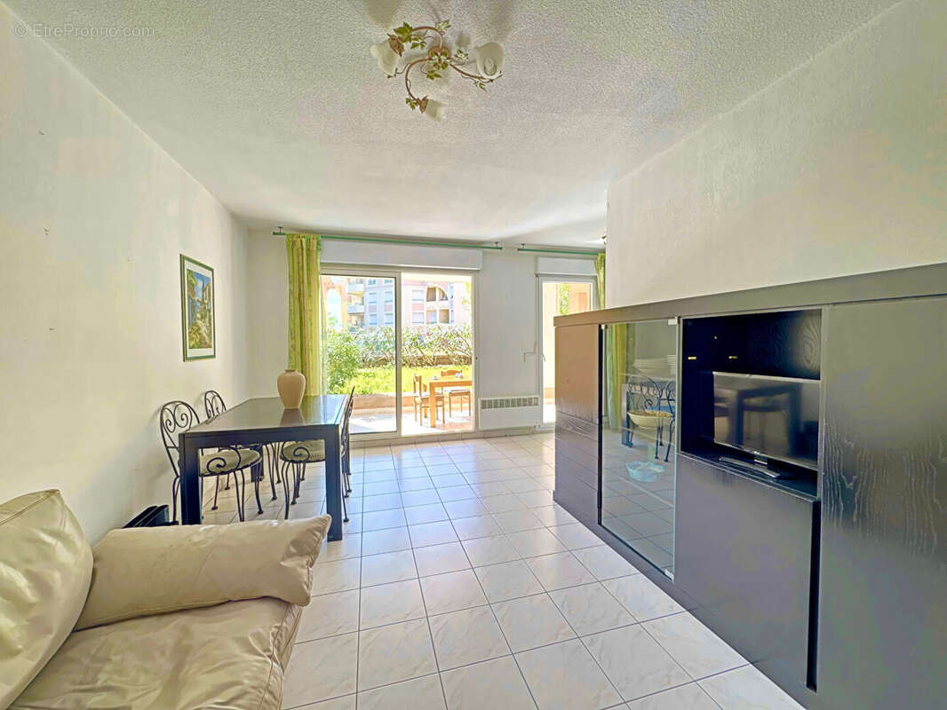Appartement à FREJUS