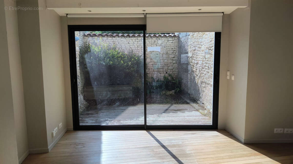 Maison à SALLES-SUR-MER