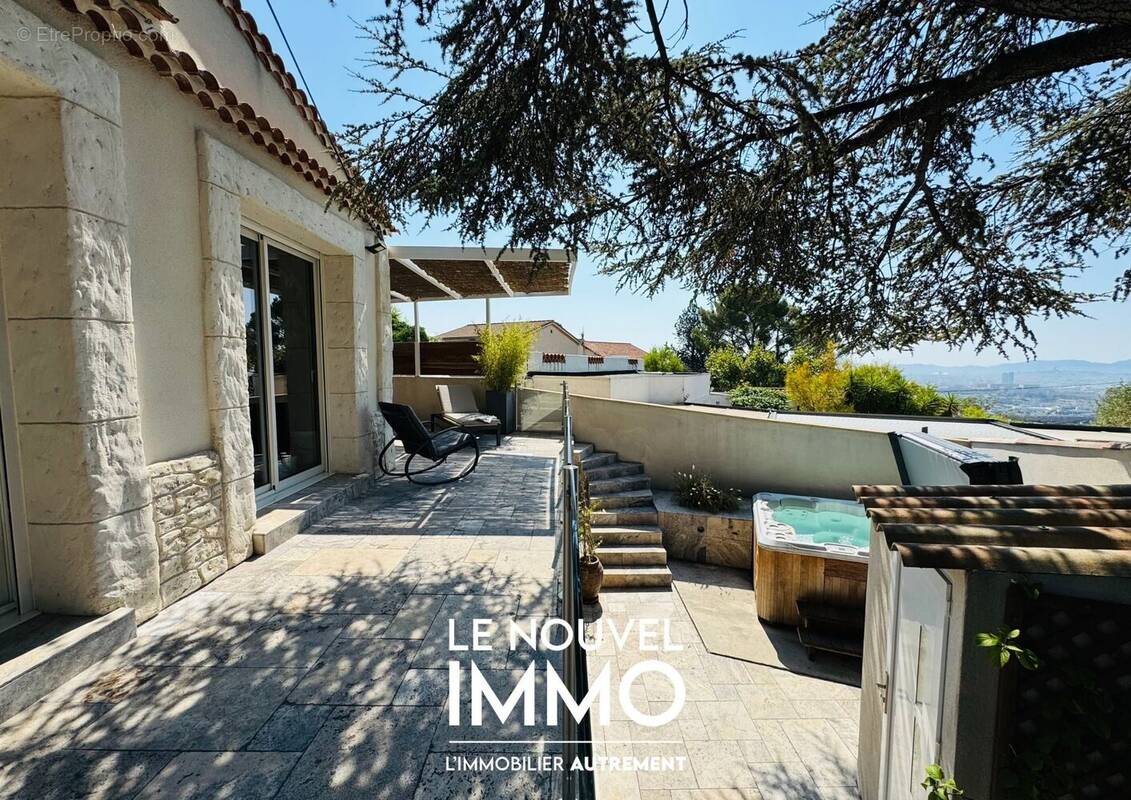 Maison à MARSEILLE-15E