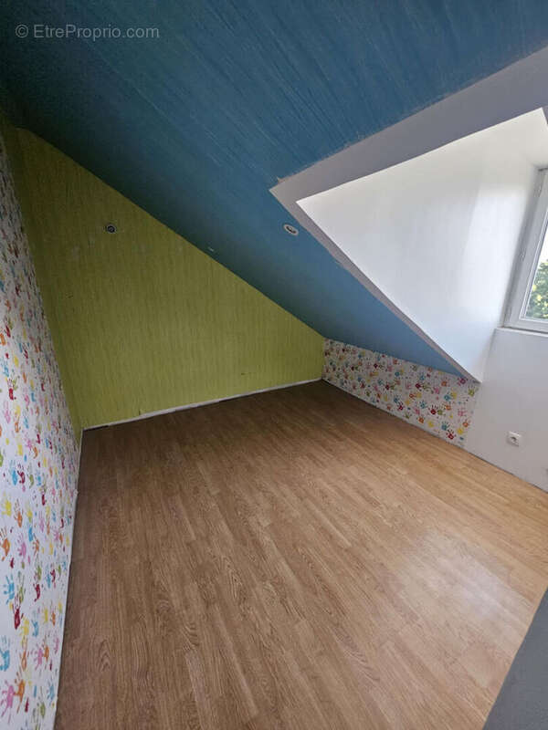 Maison à SAINT-QUENTIN