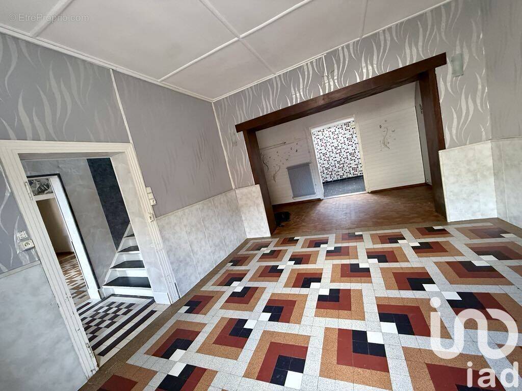 Photo 1 - Maison à SOLRE-LE-CHATEAU