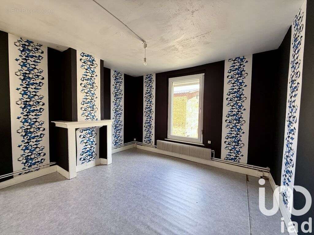 Photo 8 - Maison à SOLRE-LE-CHATEAU