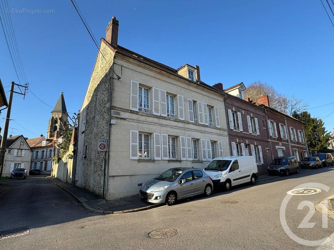 Photo 1 - Maison à CLERMONT