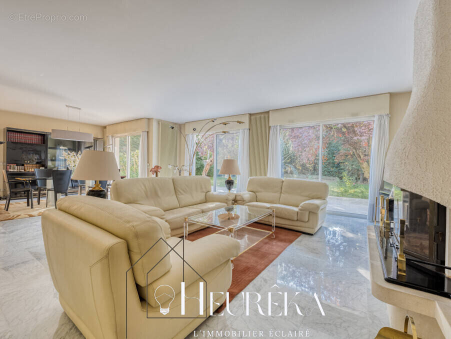 Maison à CHAMPIGNY-SUR-MARNE