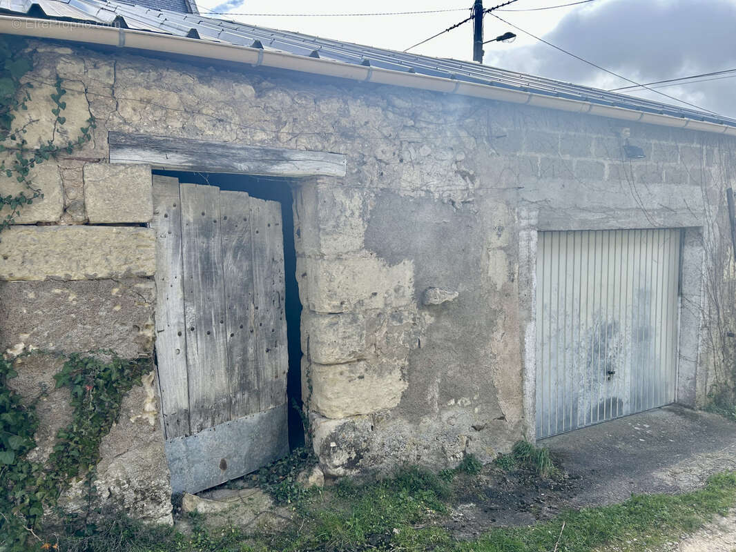 Maison à MONTLOUIS-SUR-LOIRE