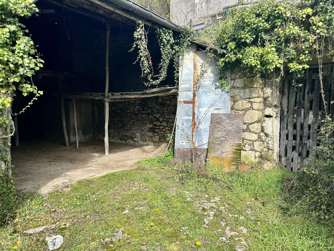 Maison à MONTLOUIS-SUR-LOIRE