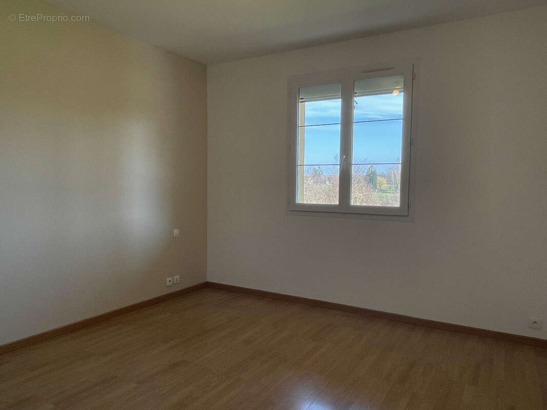 Maison à SAINT-MARTIN-EN-BRESSE