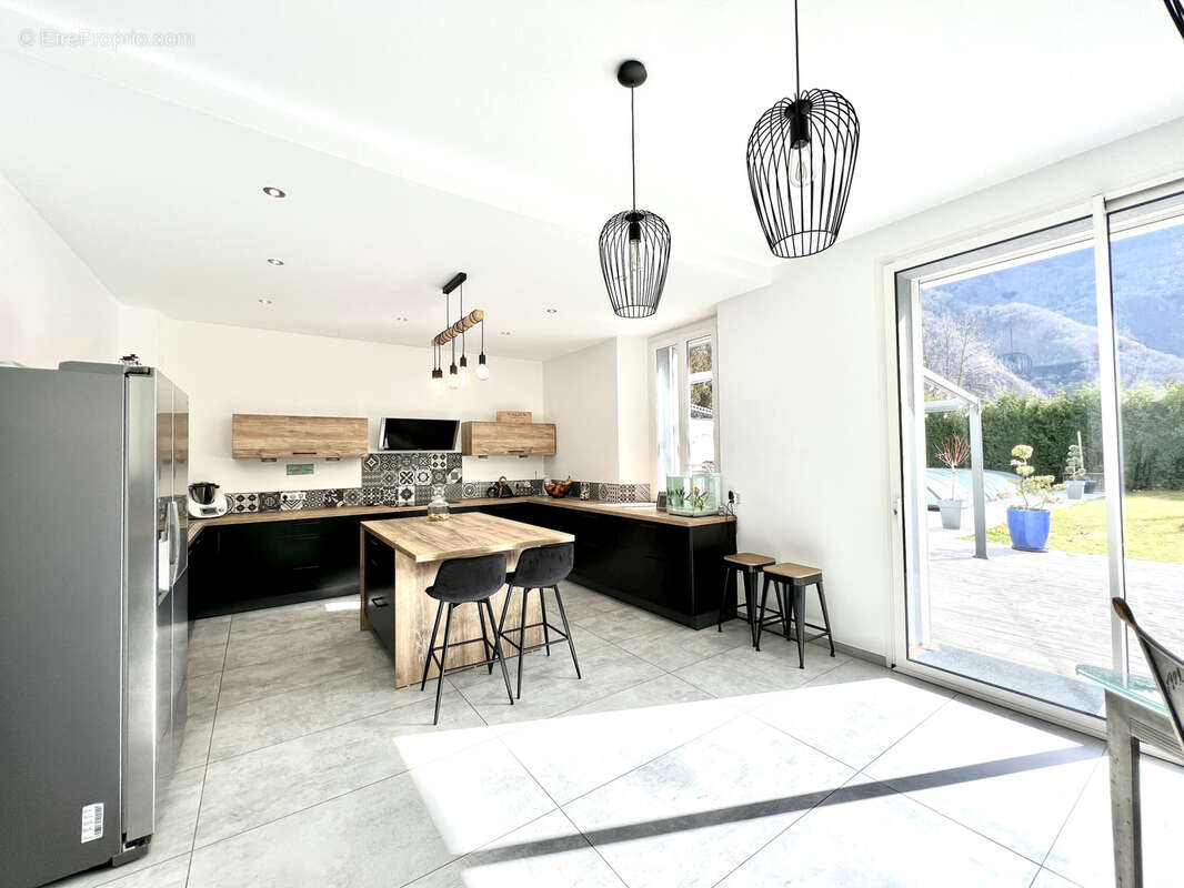 Maison à LA CHAMBRE