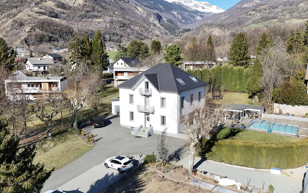 Maison à LA CHAMBRE