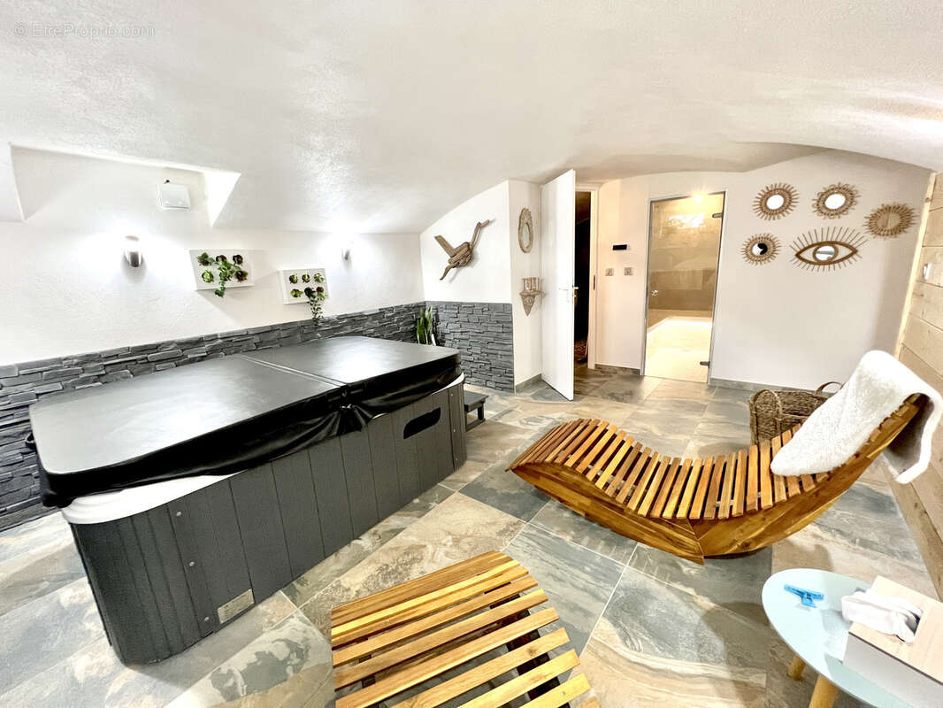 Maison à LA CHAMBRE