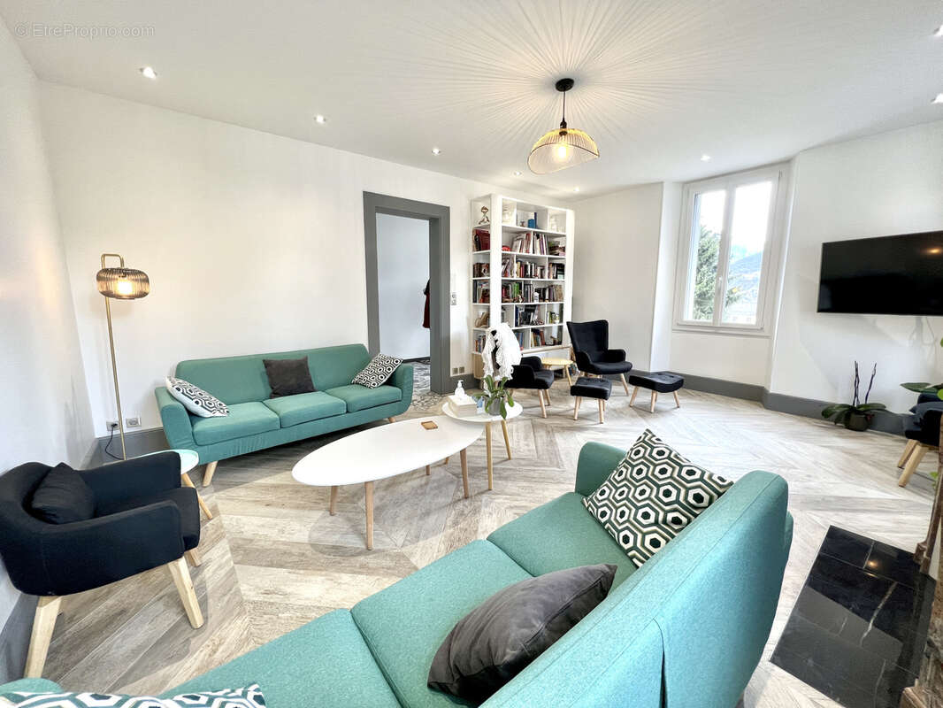 Maison à LA CHAMBRE