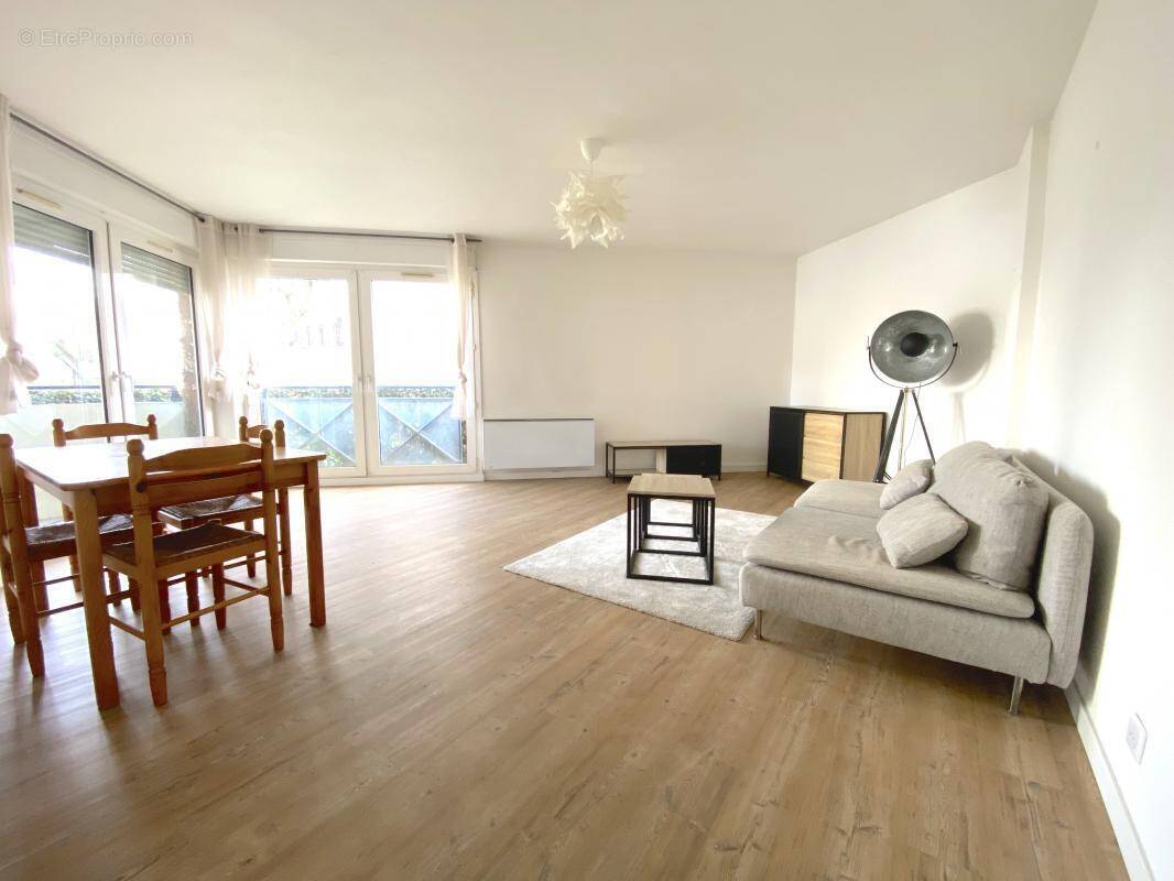 Appartement à BORDEAUX