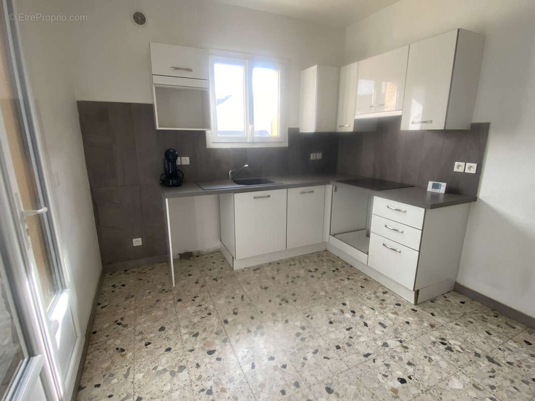 Maison à PARAY-VIEILLE-POSTE