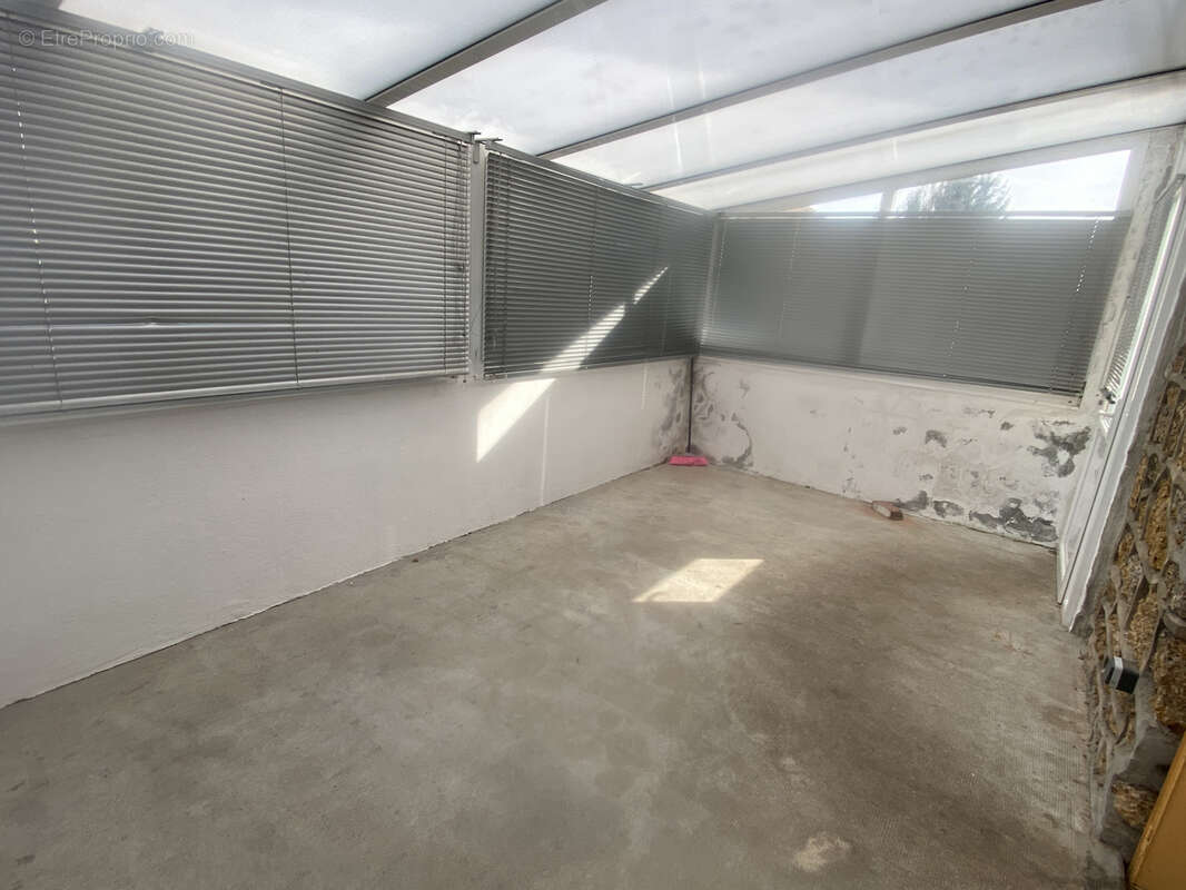 Maison à PARAY-VIEILLE-POSTE