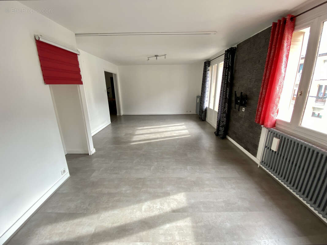 Appartement à SAINT-MICHEL-DE-MAURIENNE