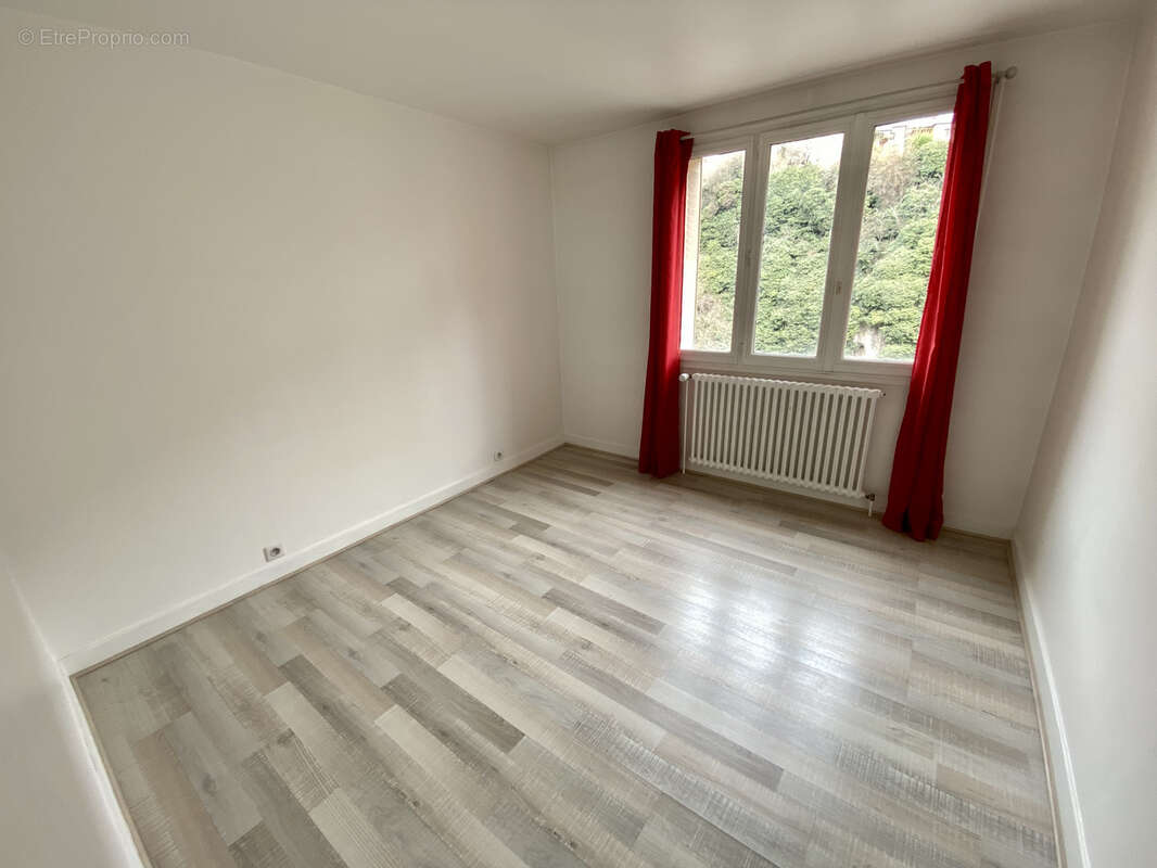 Appartement à SAINT-MICHEL-DE-MAURIENNE