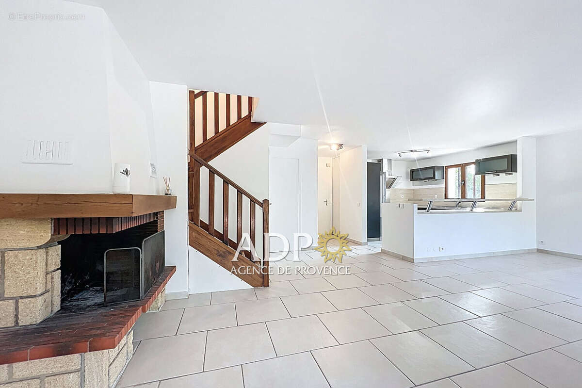 Maison à AURIBEAU-SUR-SIAGNE