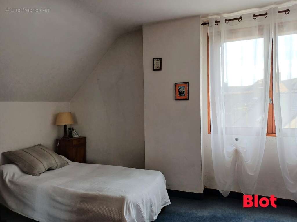 Maison à LOUVIGNE-DE-BAIS