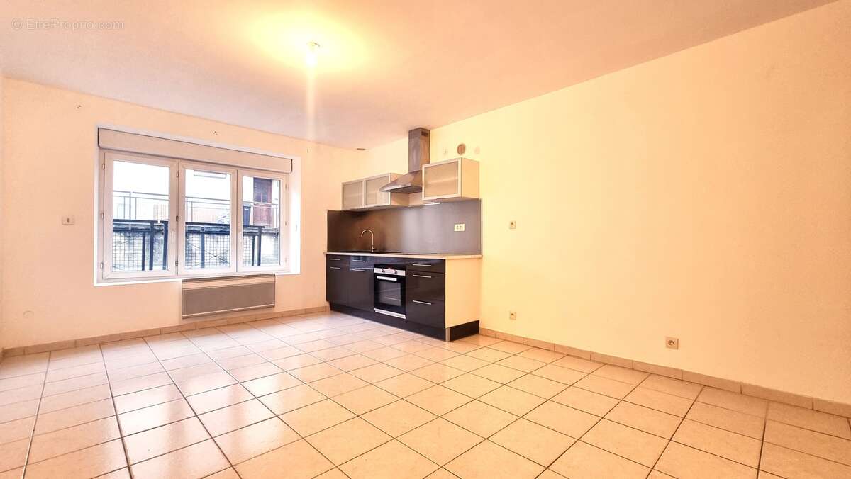 Maison à CHARLEVILLE-MEZIERES