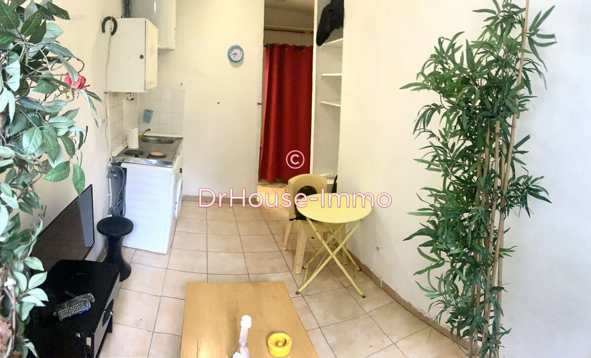 Appartement à MARSEILLE-1E