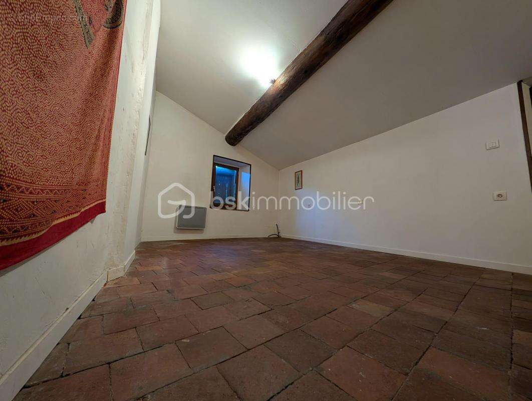 Maison à SAINT-JEAN-DU-PIN